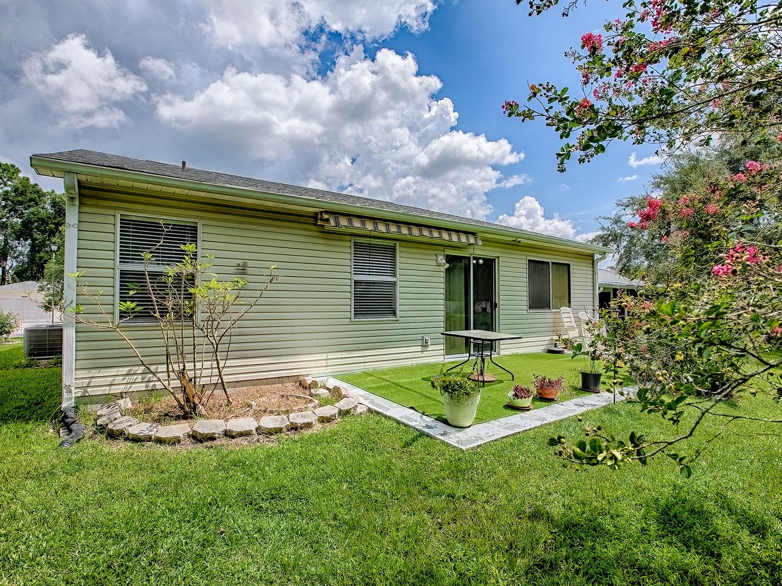 Image 19 of 43 For 642 Glen Oaks Drive