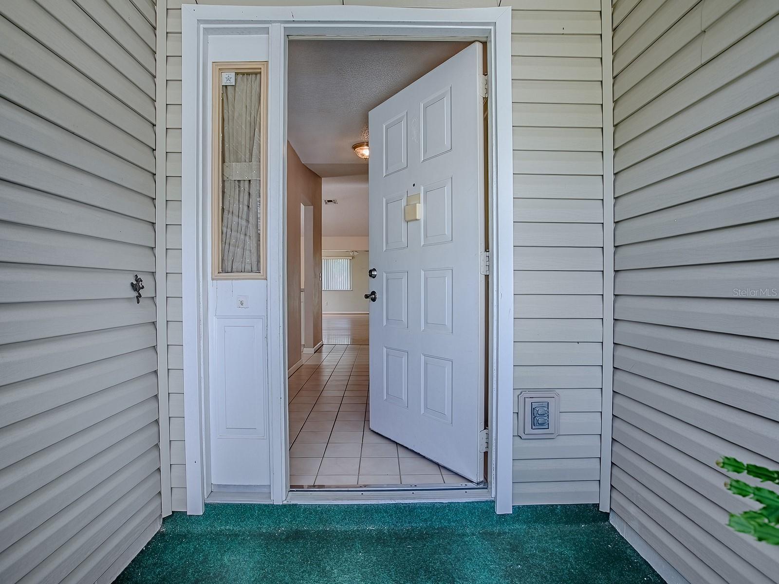 Image 5 of 43 For 642 Glen Oaks Drive