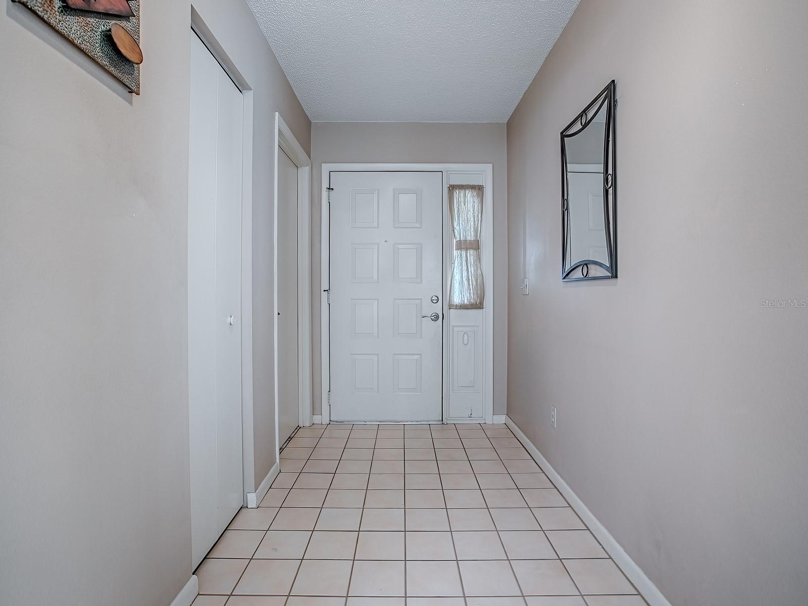 Image 6 of 43 For 642 Glen Oaks Drive