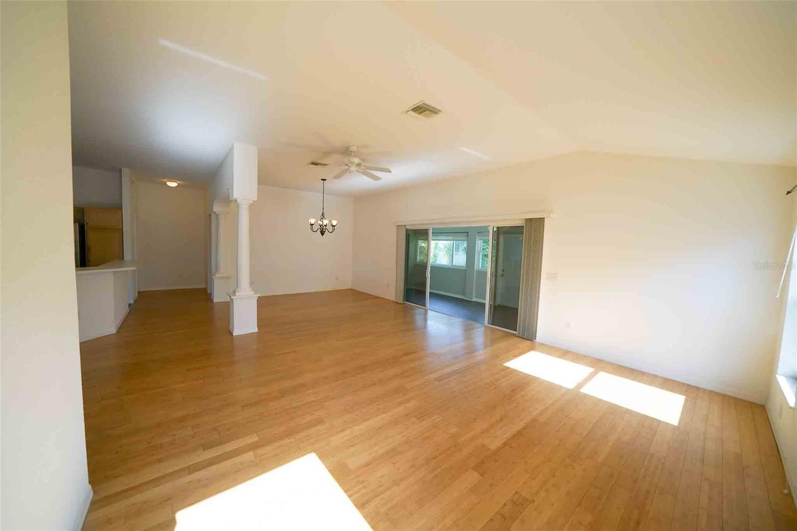 Image 15 of 45 For 7233 Se 171st Pond Ln