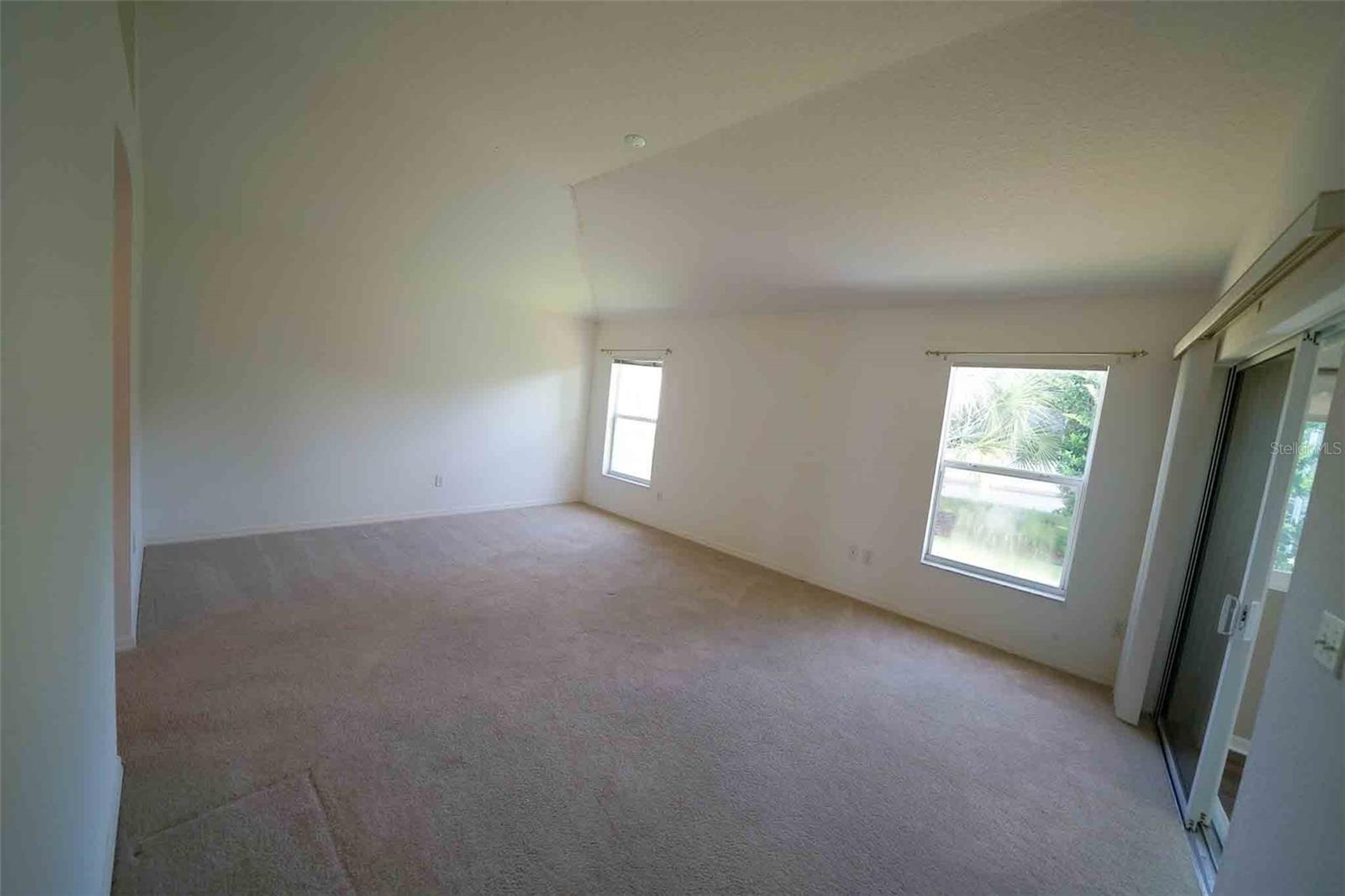 Image 21 of 45 For 7233 Se 171st Pond Ln
