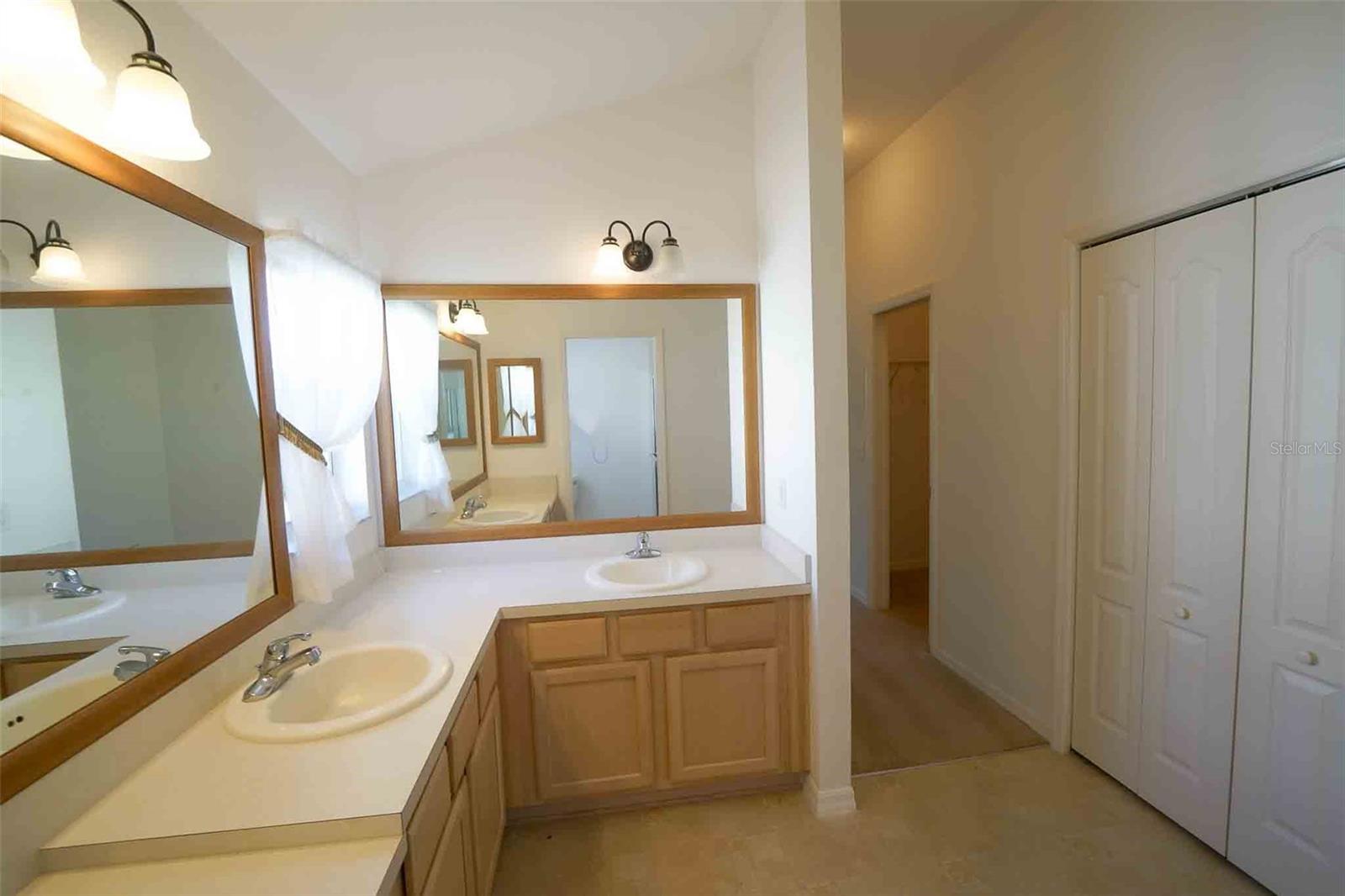Image 30 of 45 For 7233 Se 171st Pond Ln