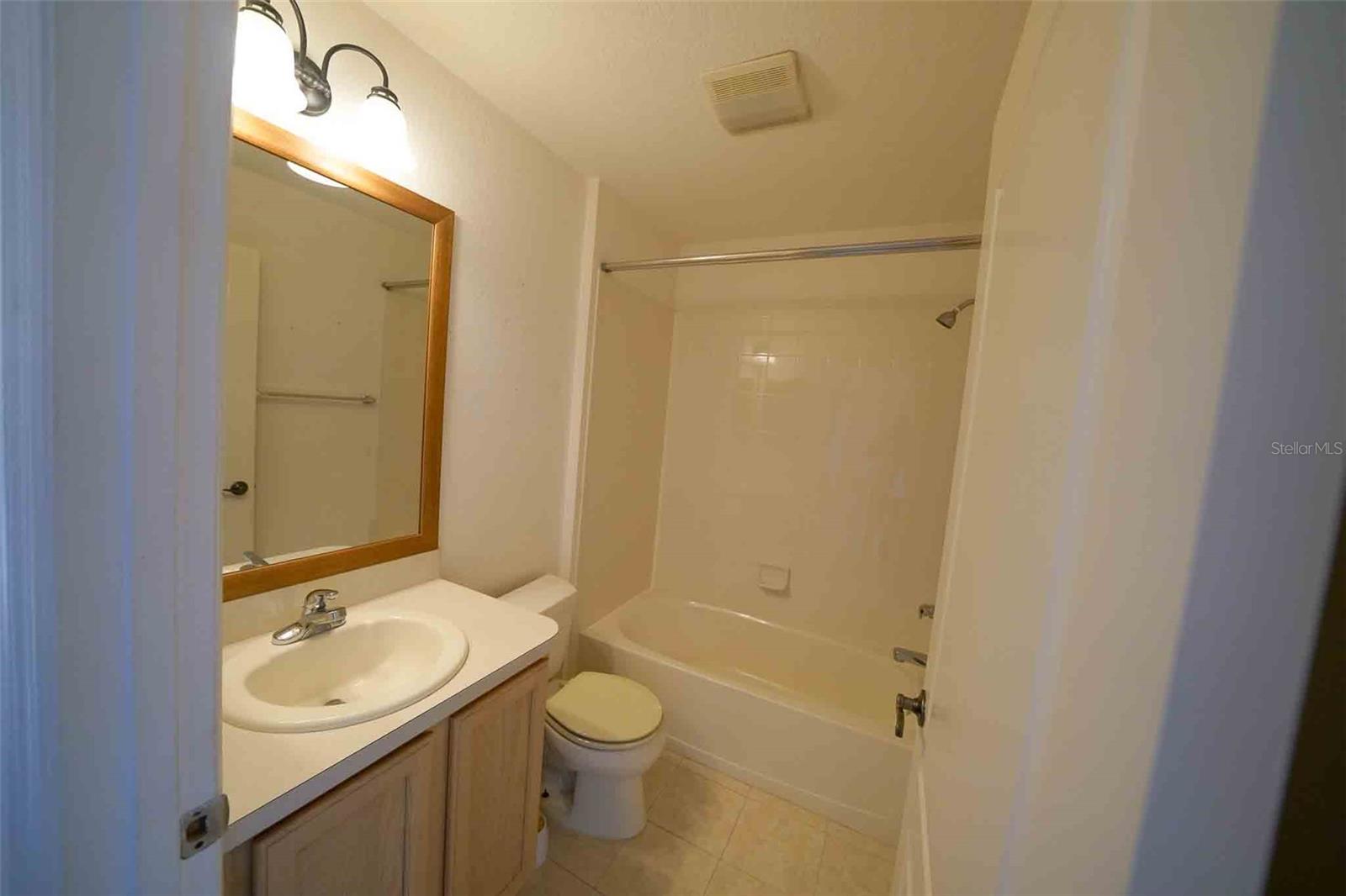 Image 34 of 45 For 7233 Se 171st Pond Ln