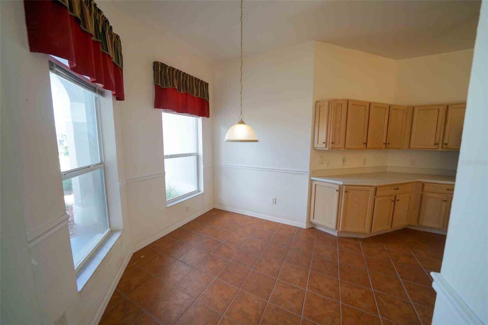 Image 7 of 45 For 7233 Se 171st Pond Ln