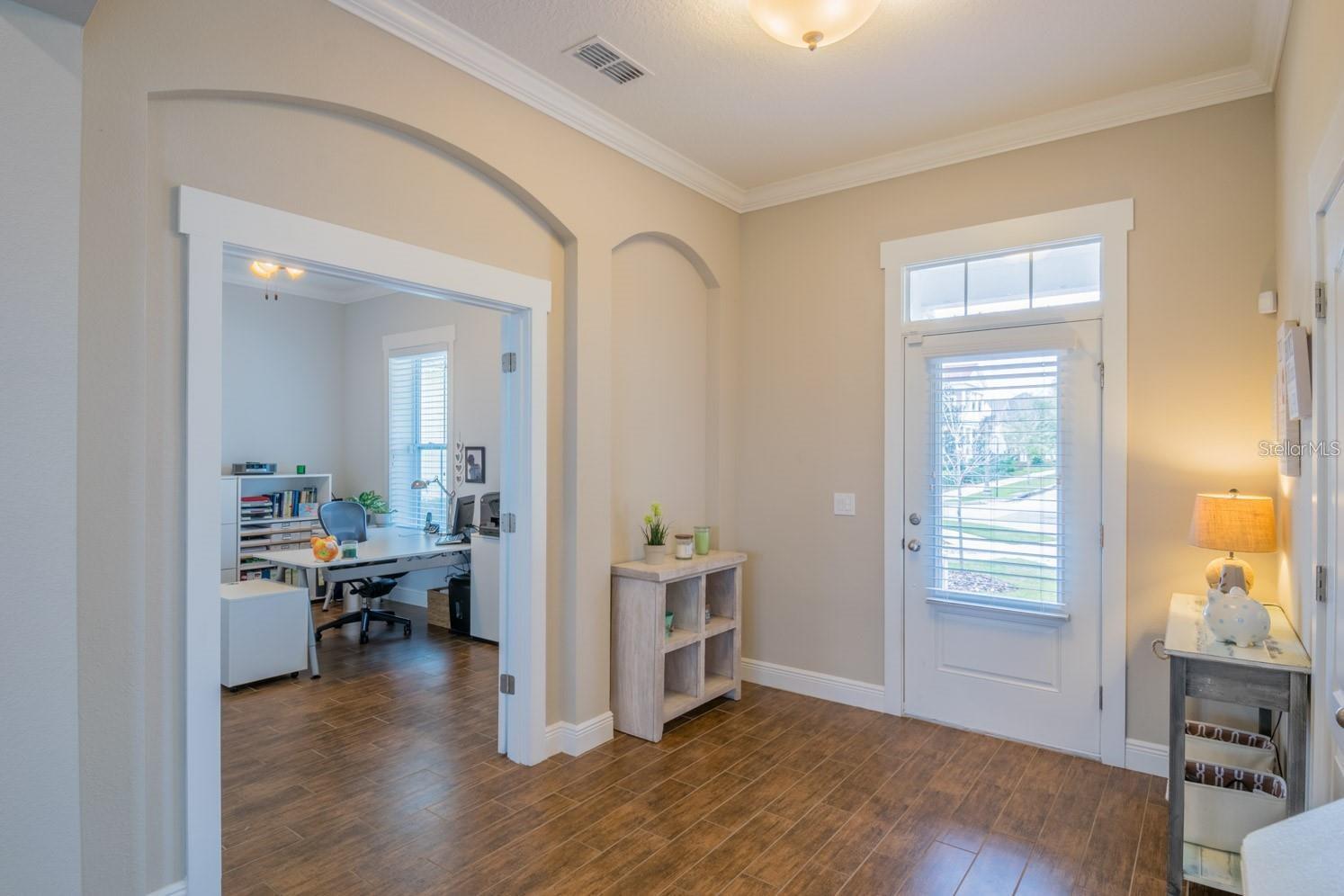 Image 9 of 61 For 1368 Union Club Drive