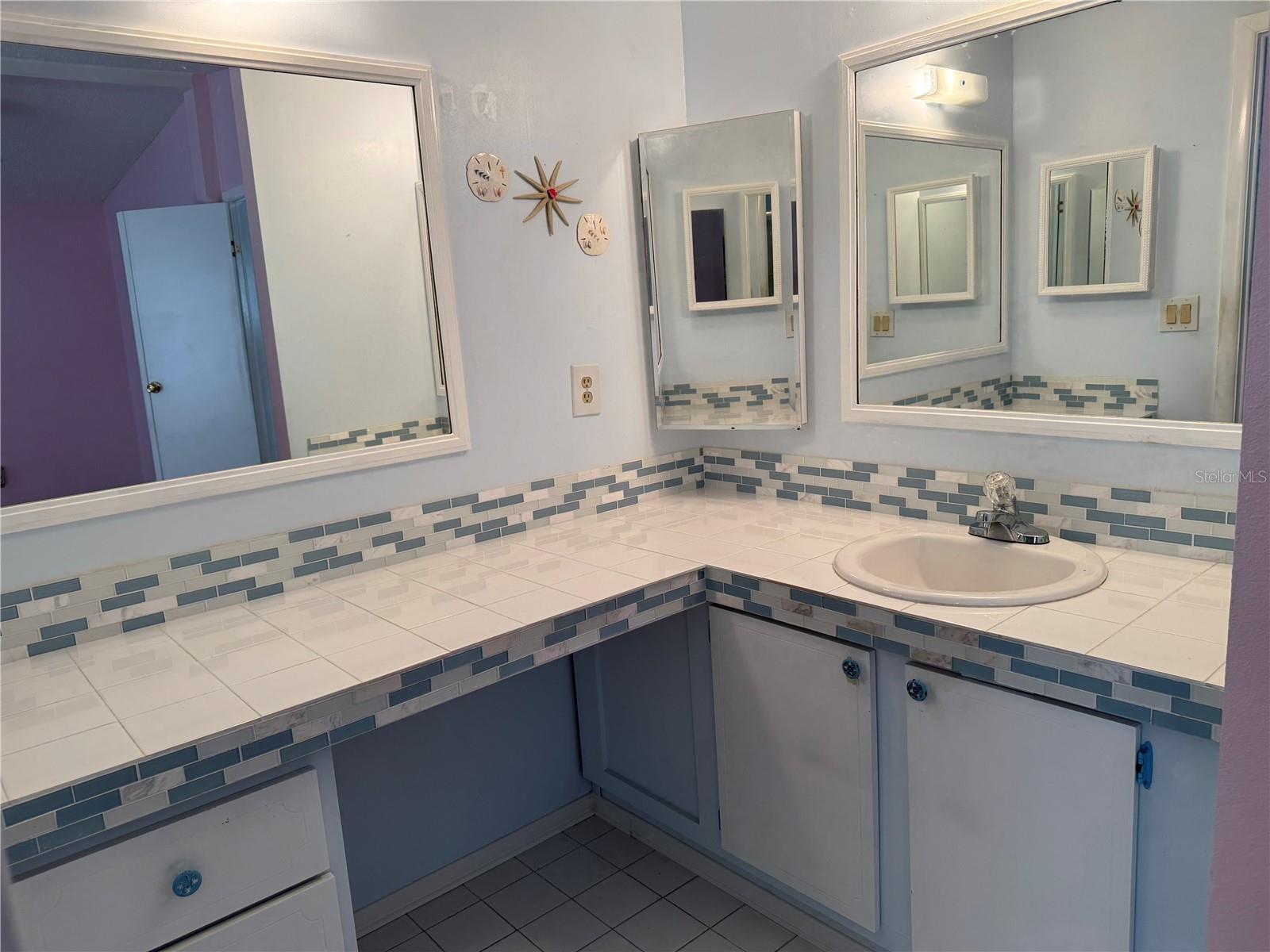 Image 19 of 26 For 1522 Hillcrest Drive