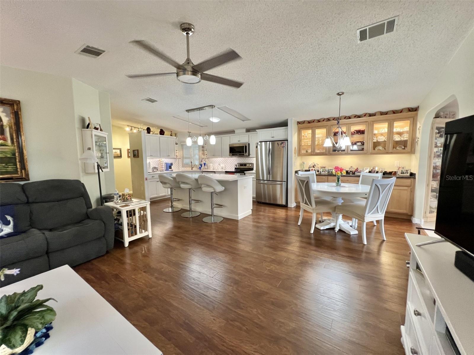 Image 21 of 62 For 122 Tamarisk Way