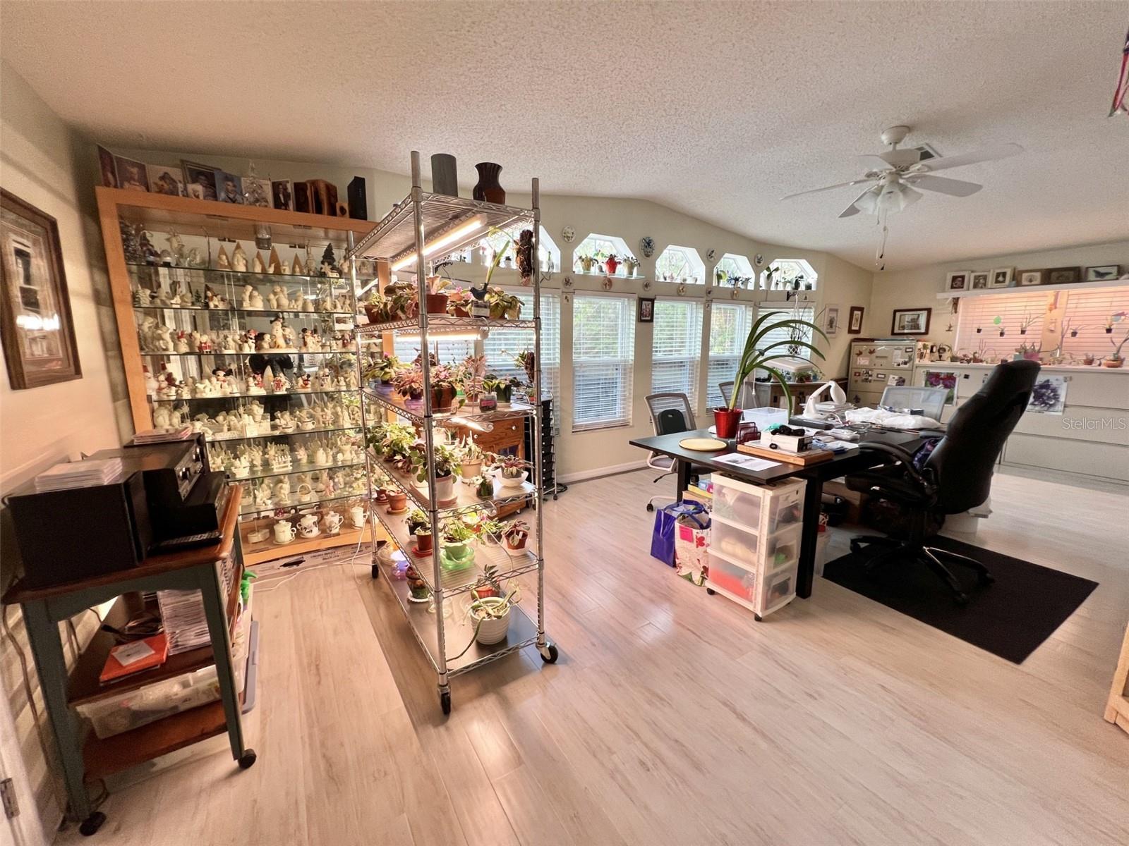 Image 5 of 62 For 122 Tamarisk Way