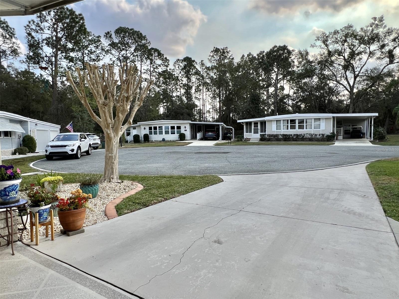 Image 7 of 62 For 122 Tamarisk Way