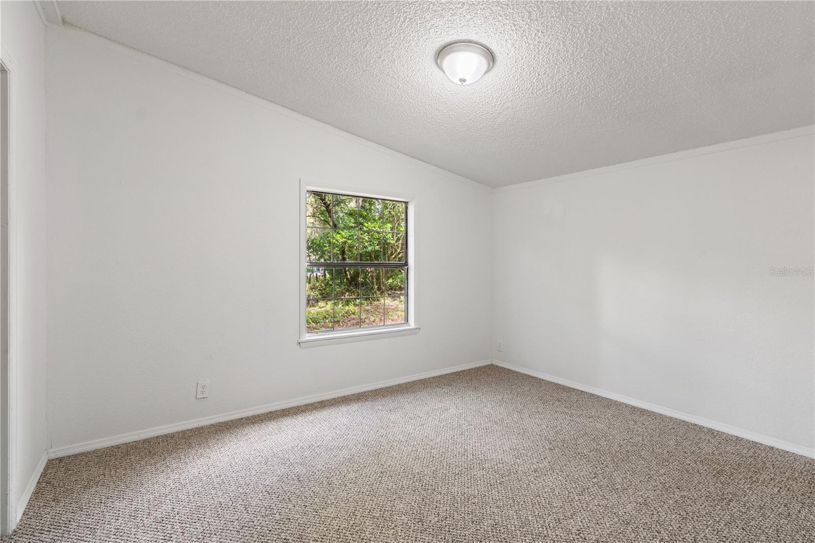 Image 19 of 43 For 10569 127th Lane