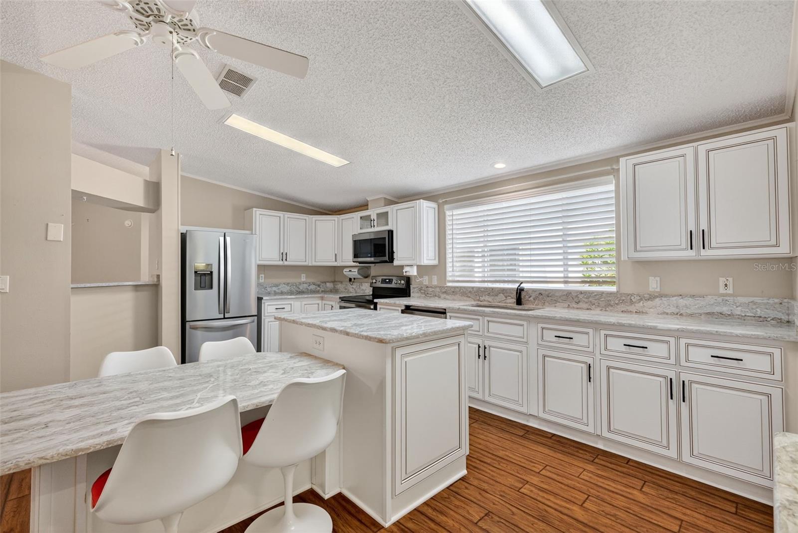 Image 14 of 37 For 3024 Manatee Road