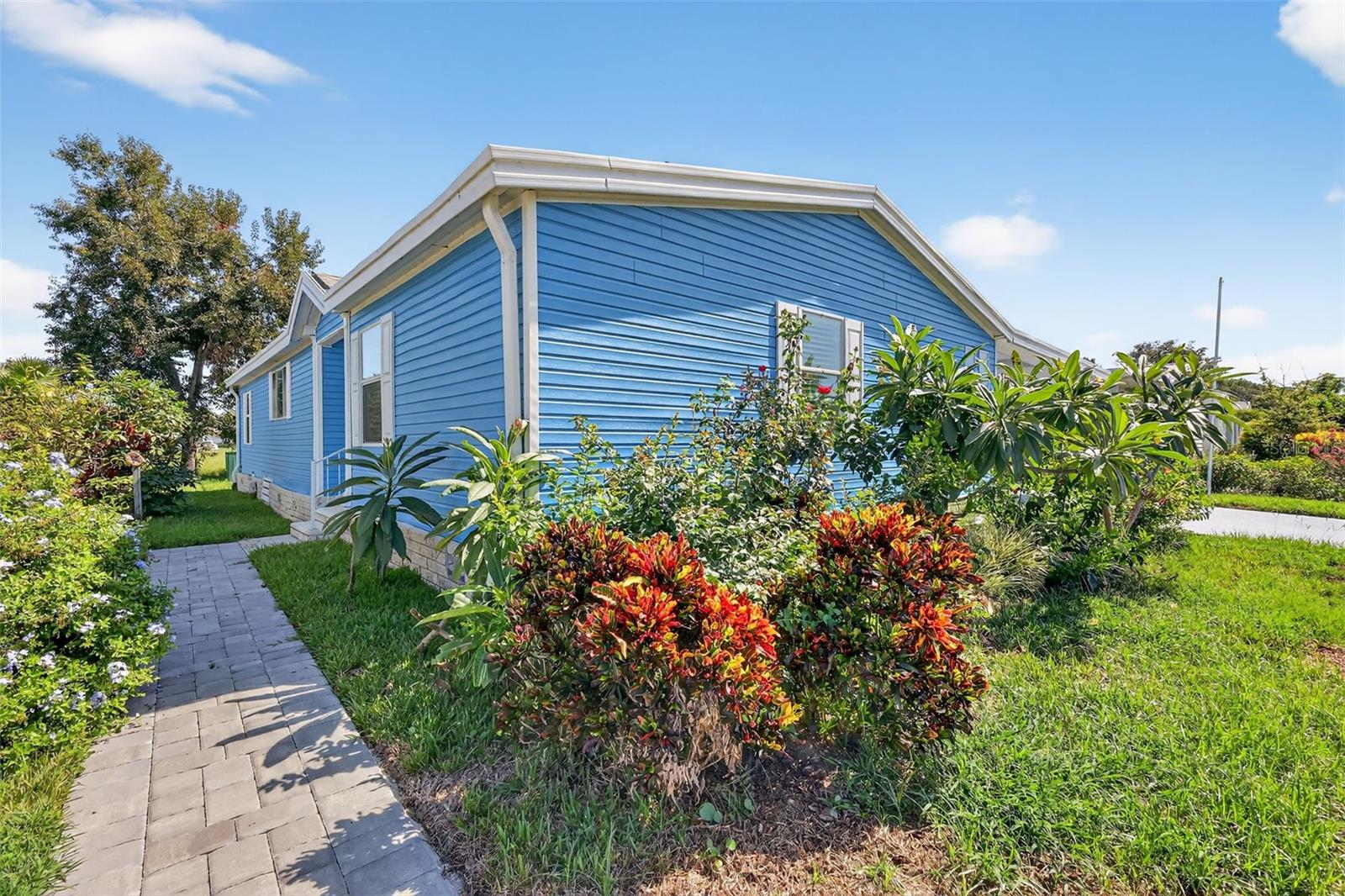 Image 24 of 37 For 3024 Manatee Road