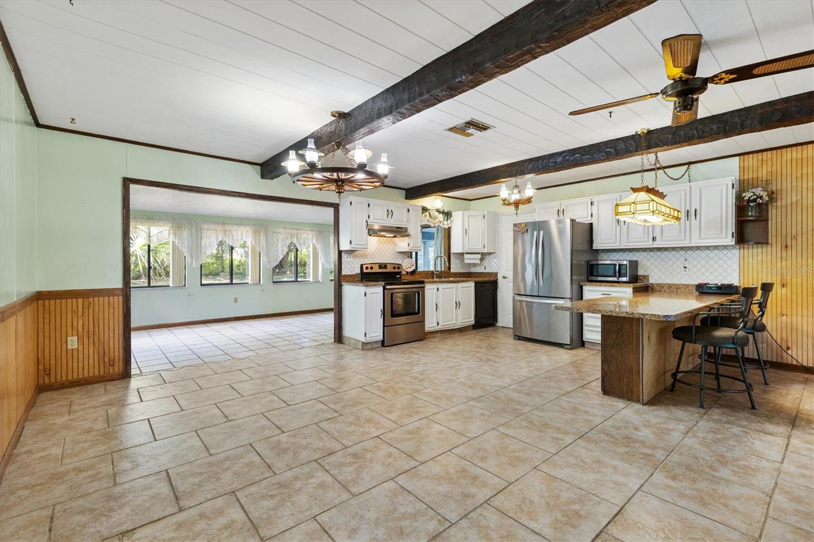 Image 12 of 40 For 602 111th Lane