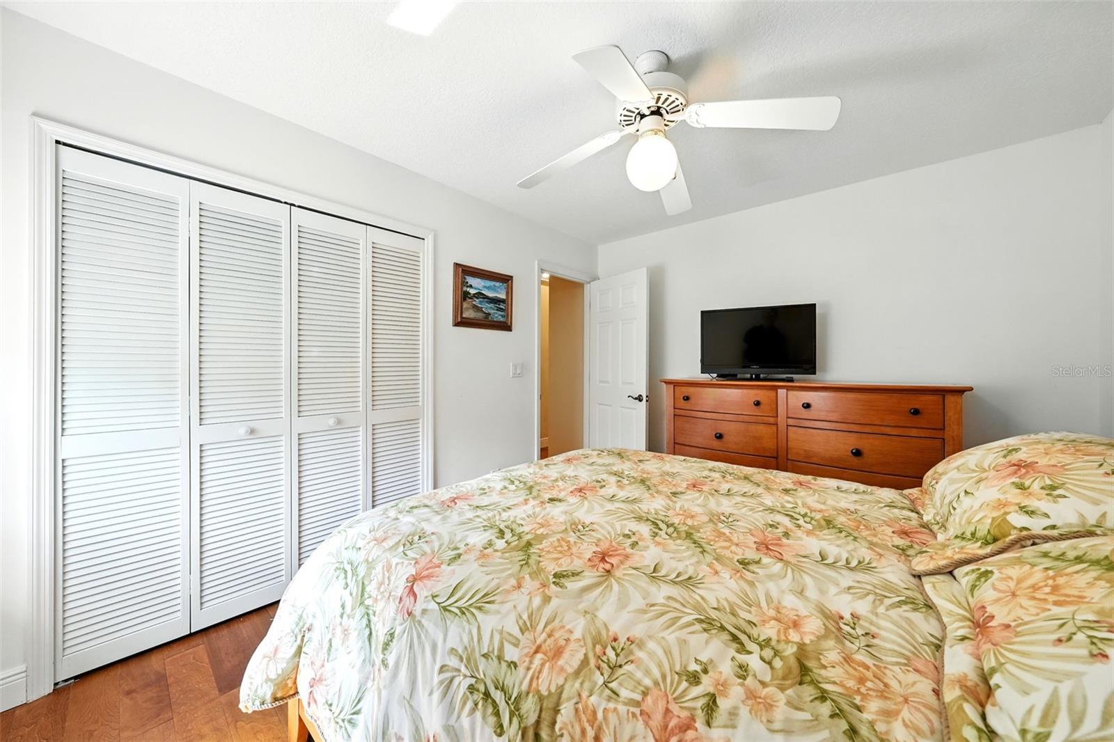 Image 22 of 60 For 25603 Troon Avenue