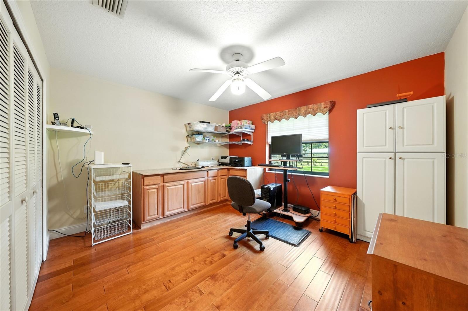 Image 23 of 60 For 25603 Troon Avenue