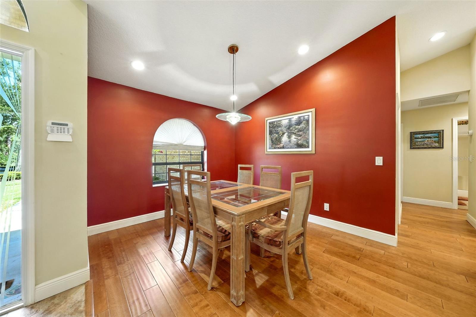 Image 4 of 60 For 25603 Troon Avenue