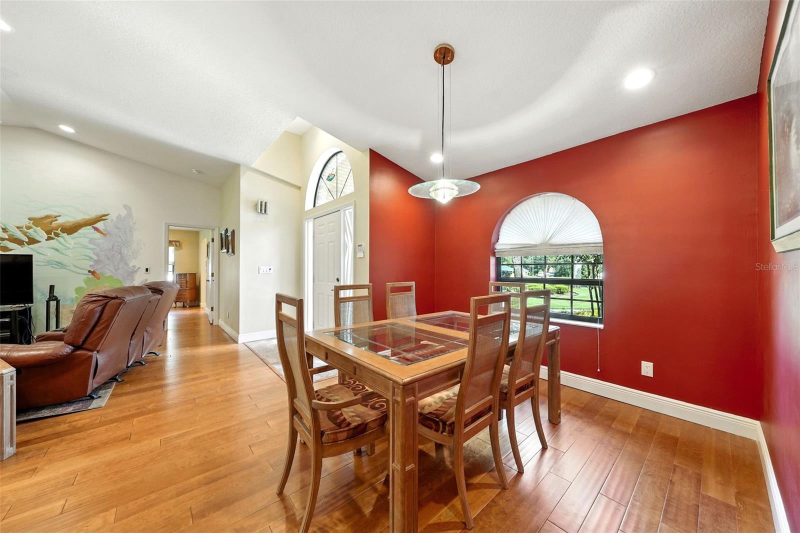 Image 5 of 60 For 25603 Troon Avenue