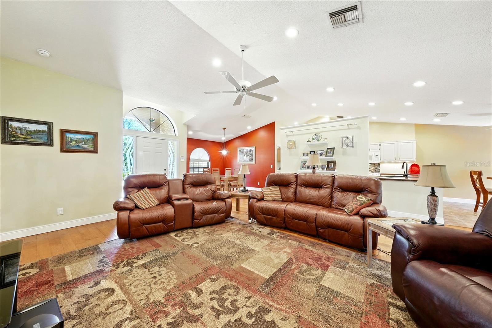 Image 8 of 60 For 25603 Troon Avenue