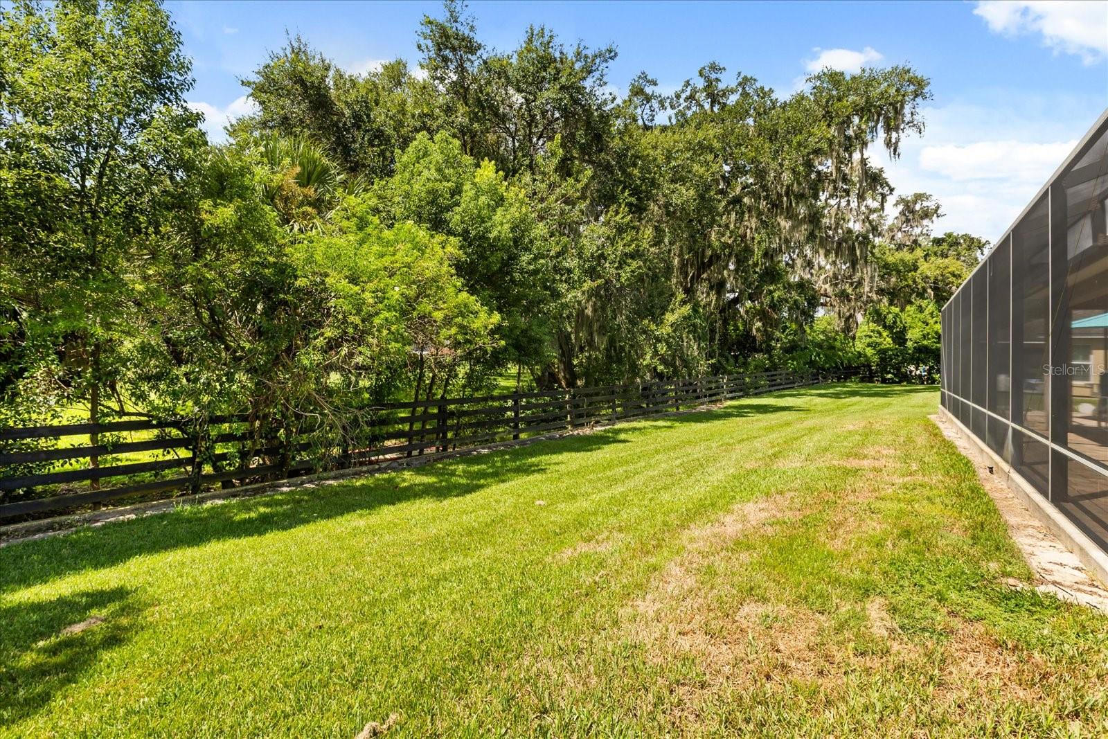 Image 31 of 39 For 10069 Lake Miona Way
