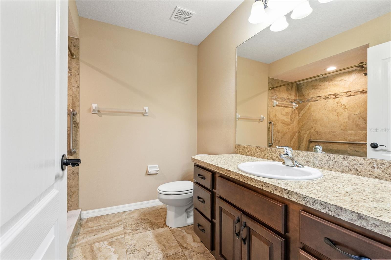 Image 21 of 41 For 5346 Pierpoint Avenue