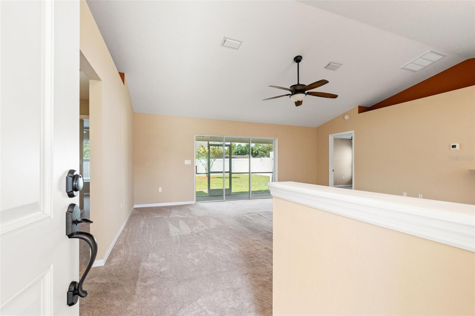 Image 6 of 41 For 5346 Pierpoint Avenue