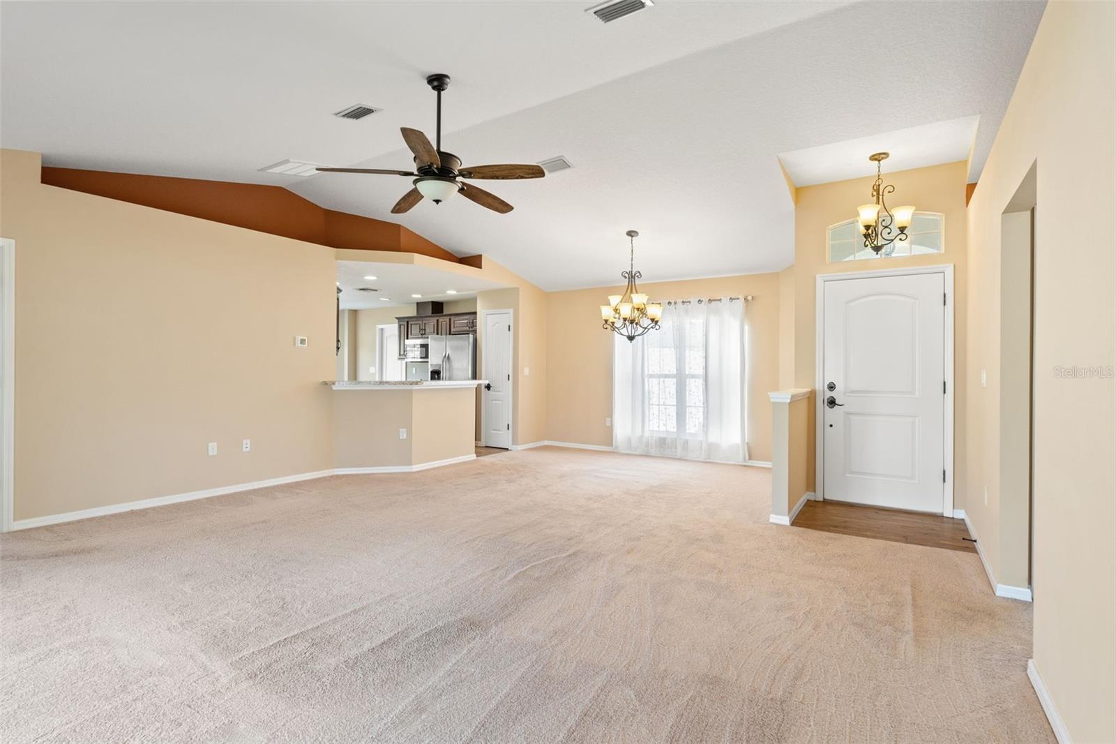Image 9 of 41 For 5346 Pierpoint Avenue