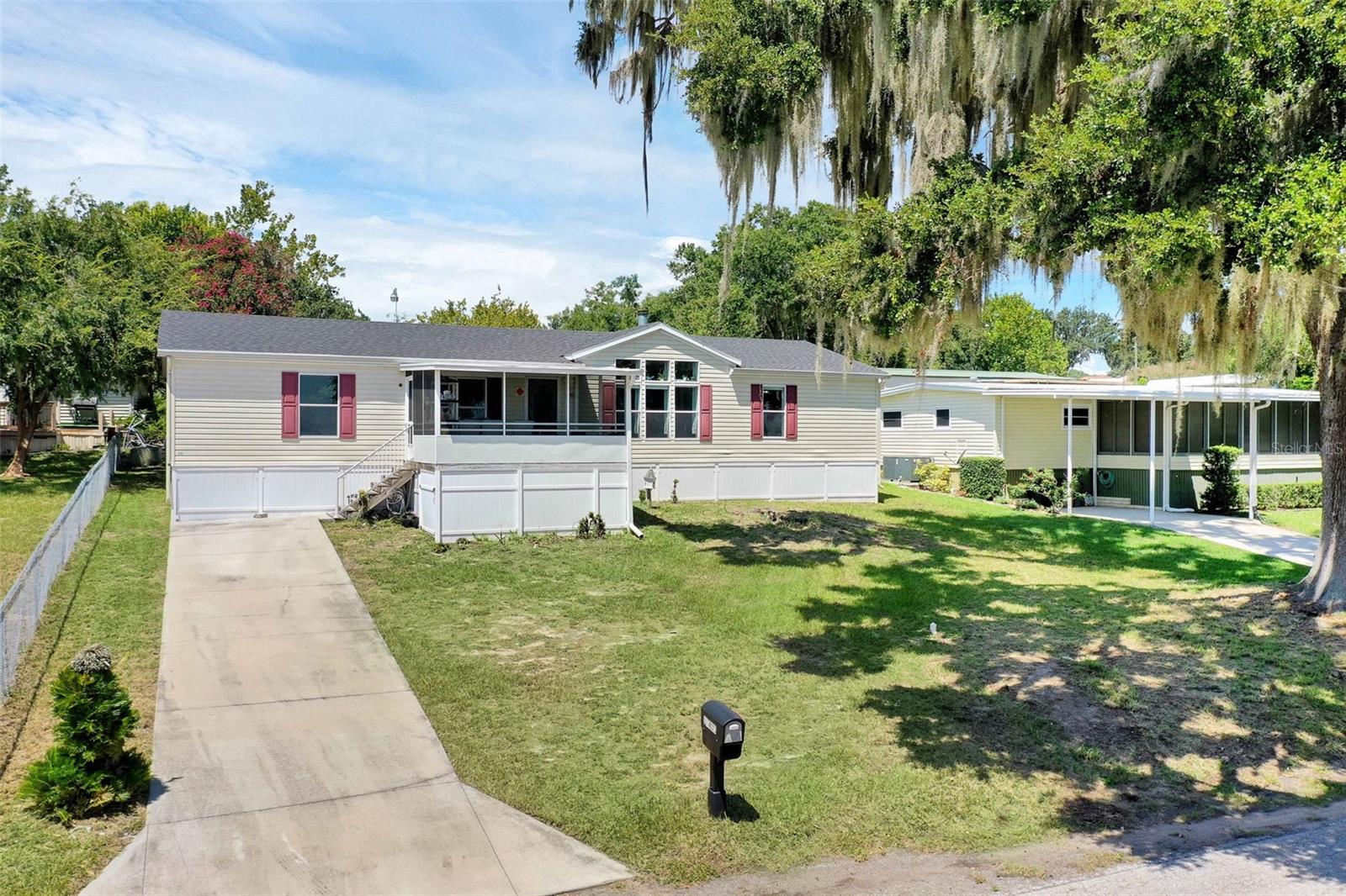 Image 3 of 44 For 17435 Palm Drive