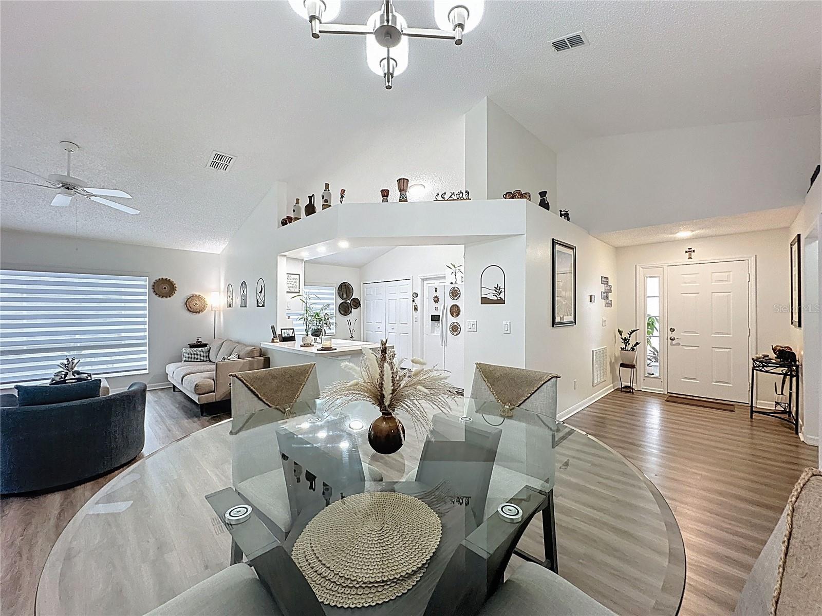 Image 10 of 62 For 3595 Eversholt Street