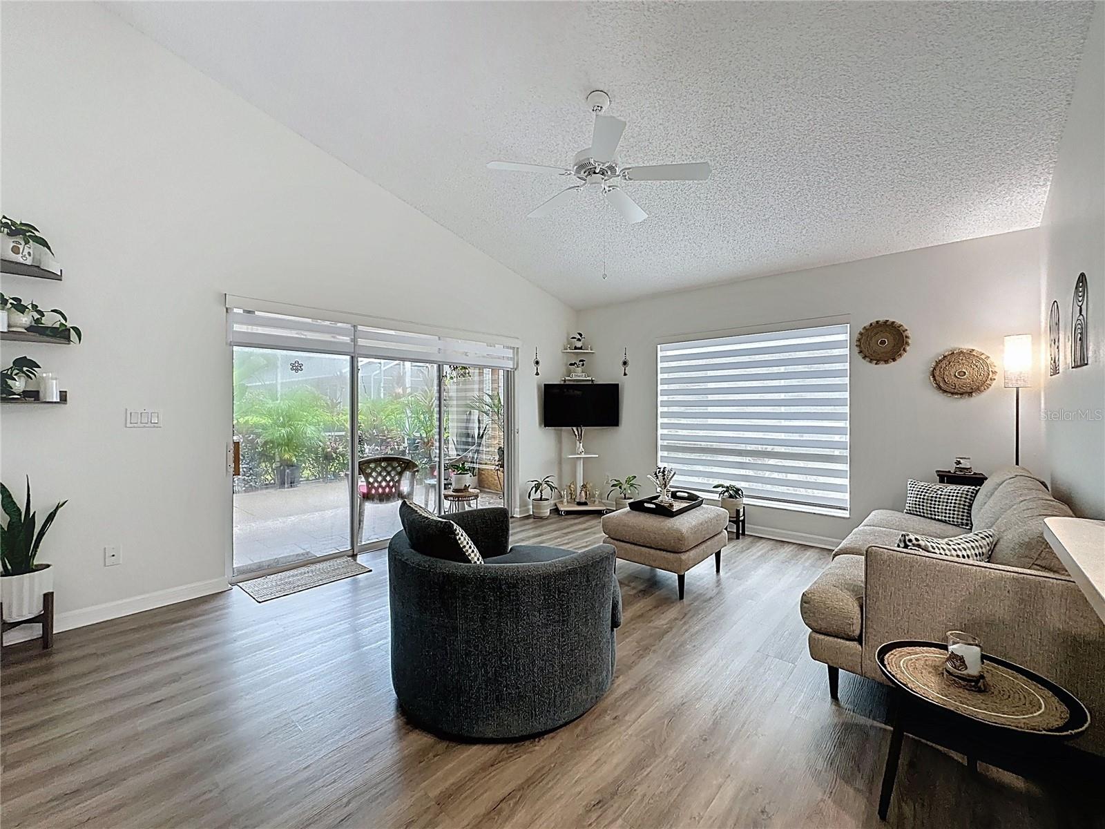 Image 11 of 62 For 3595 Eversholt Street