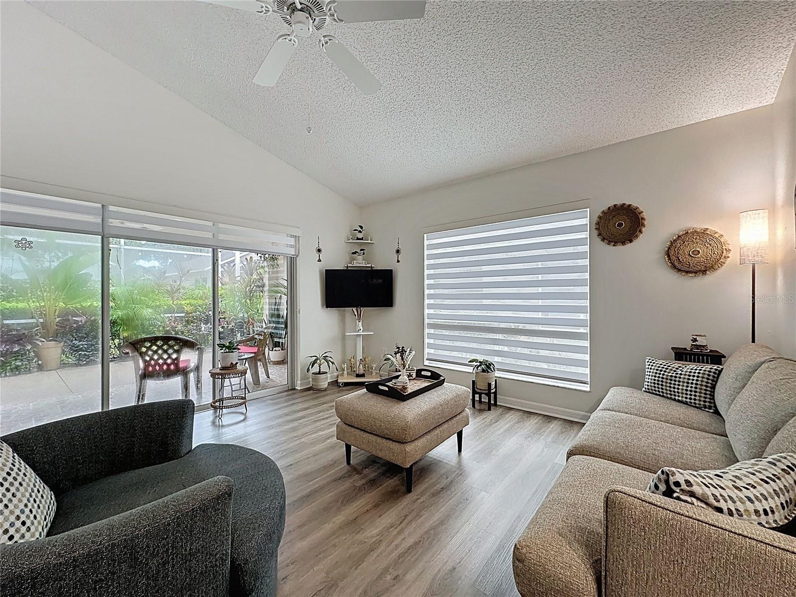 Image 13 of 62 For 3595 Eversholt Street