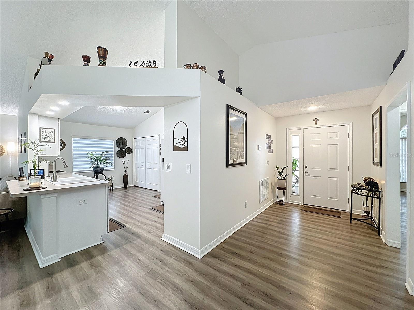 Image 5 of 62 For 3595 Eversholt Street