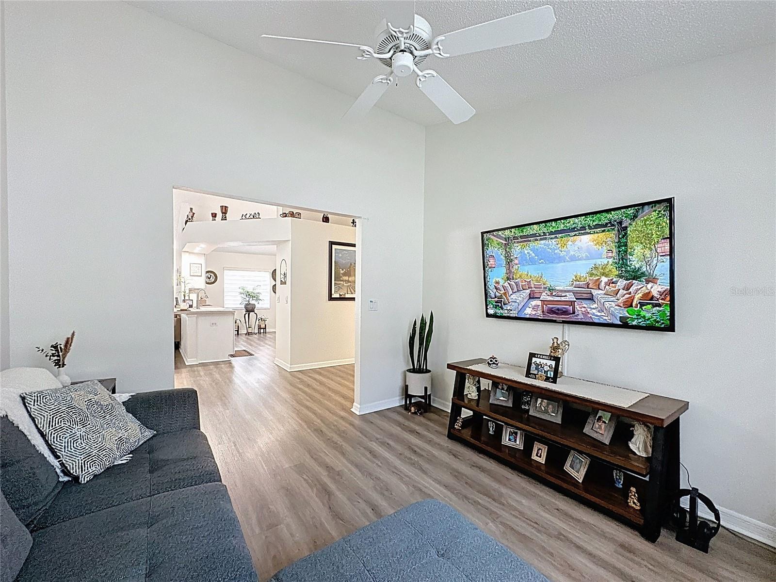 Image 8 of 62 For 3595 Eversholt Street