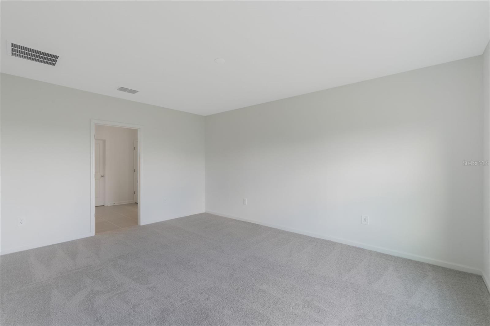 Image 10 of 20 For 249 Streamwater Way