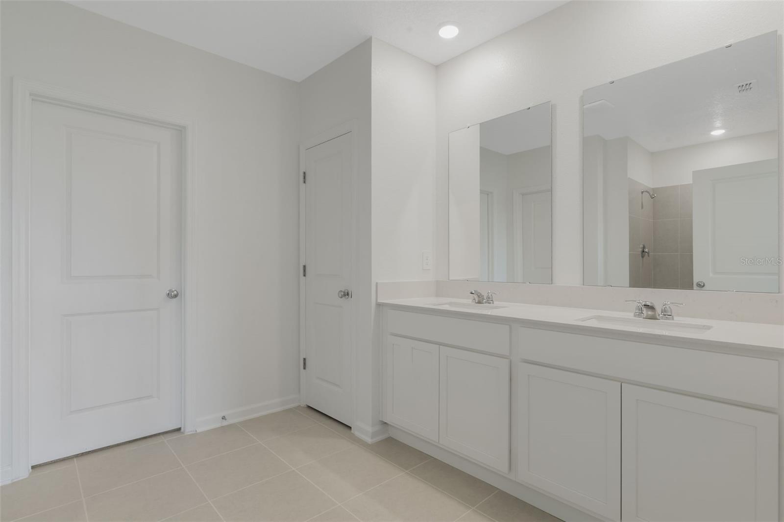 Image 11 of 20 For 249 Streamwater Way