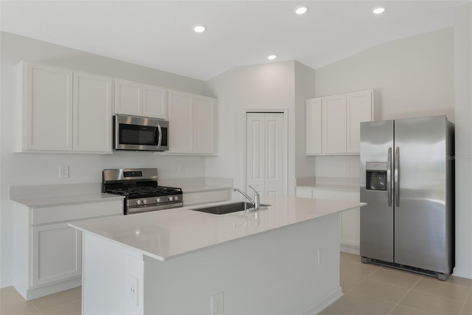 Image 5 of 20 For 249 Streamwater Way