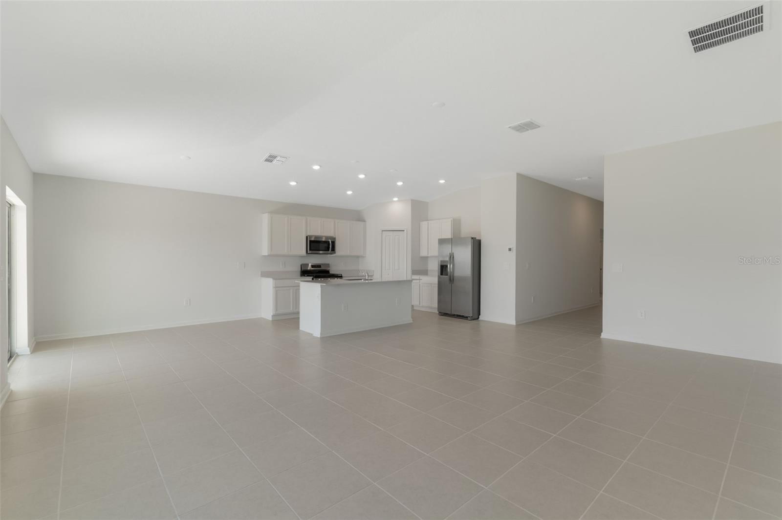 Image 6 of 20 For 249 Streamwater Way