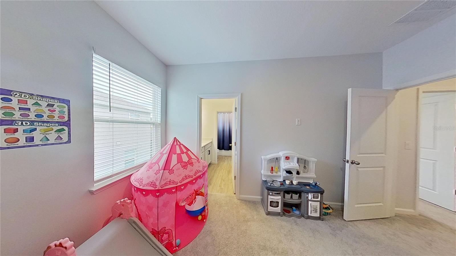 Image 34 of 46 For 646 Avila Place