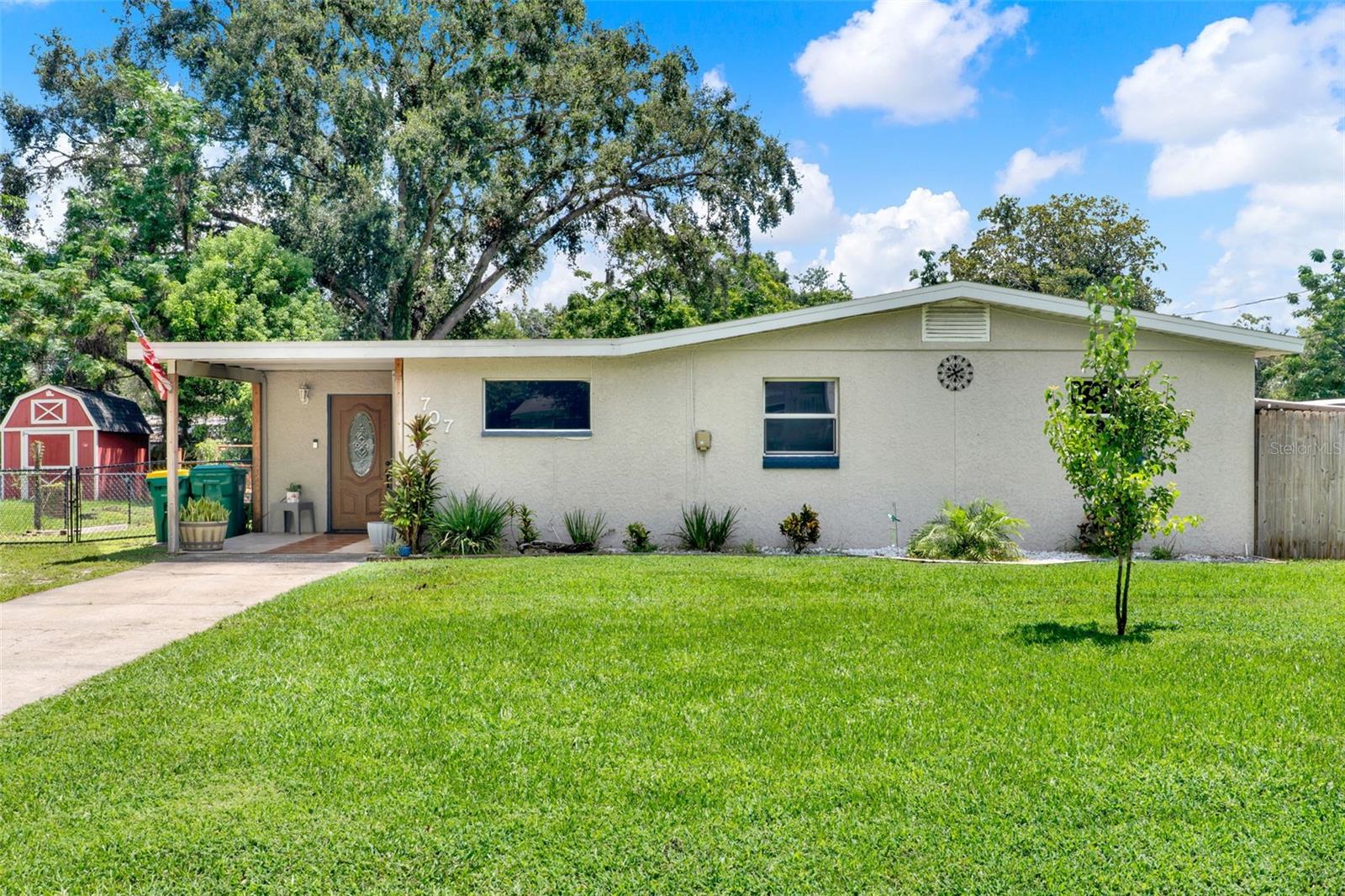 Details for 707 Plumosa Avenue, FRUITLAND PARK, FL 34731