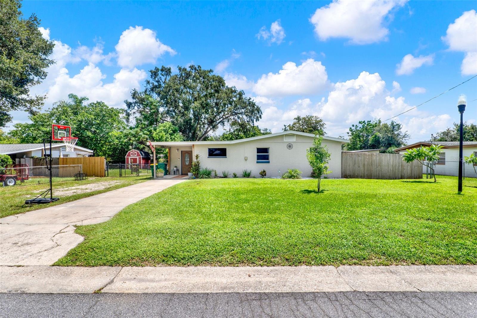 Image 2 of 22 For 707 Plumosa Avenue
