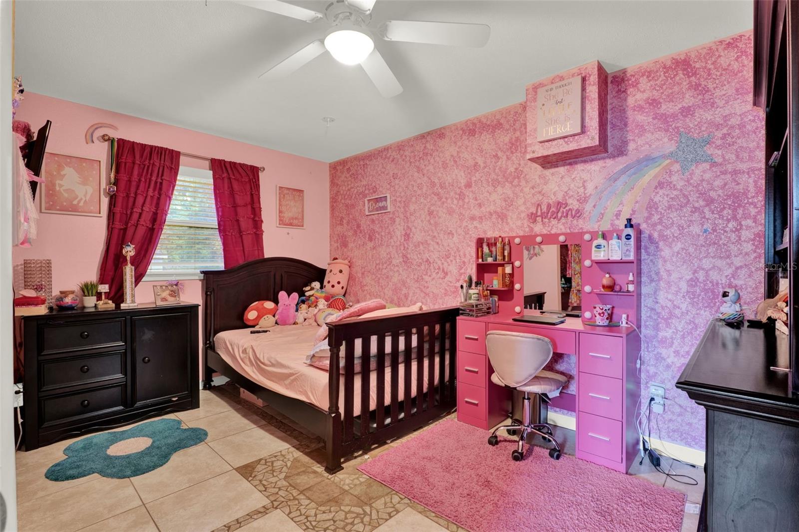 Image 20 of 22 For 707 Plumosa Avenue