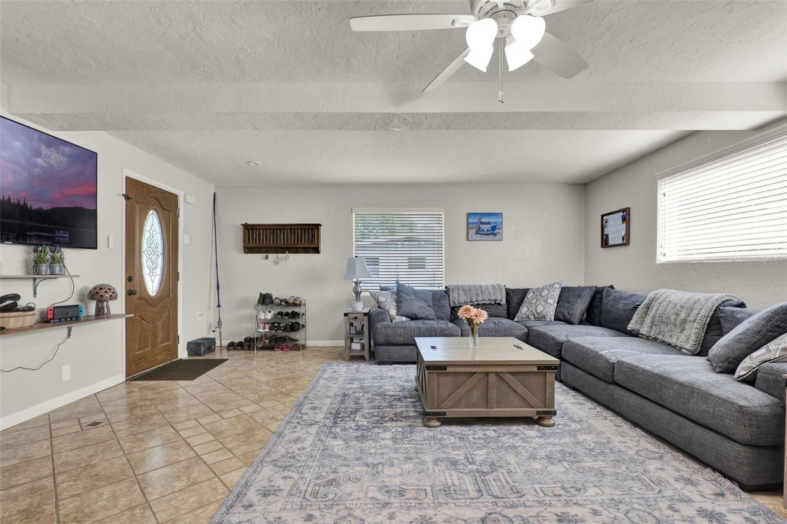 Image 5 of 22 For 707 Plumosa Avenue