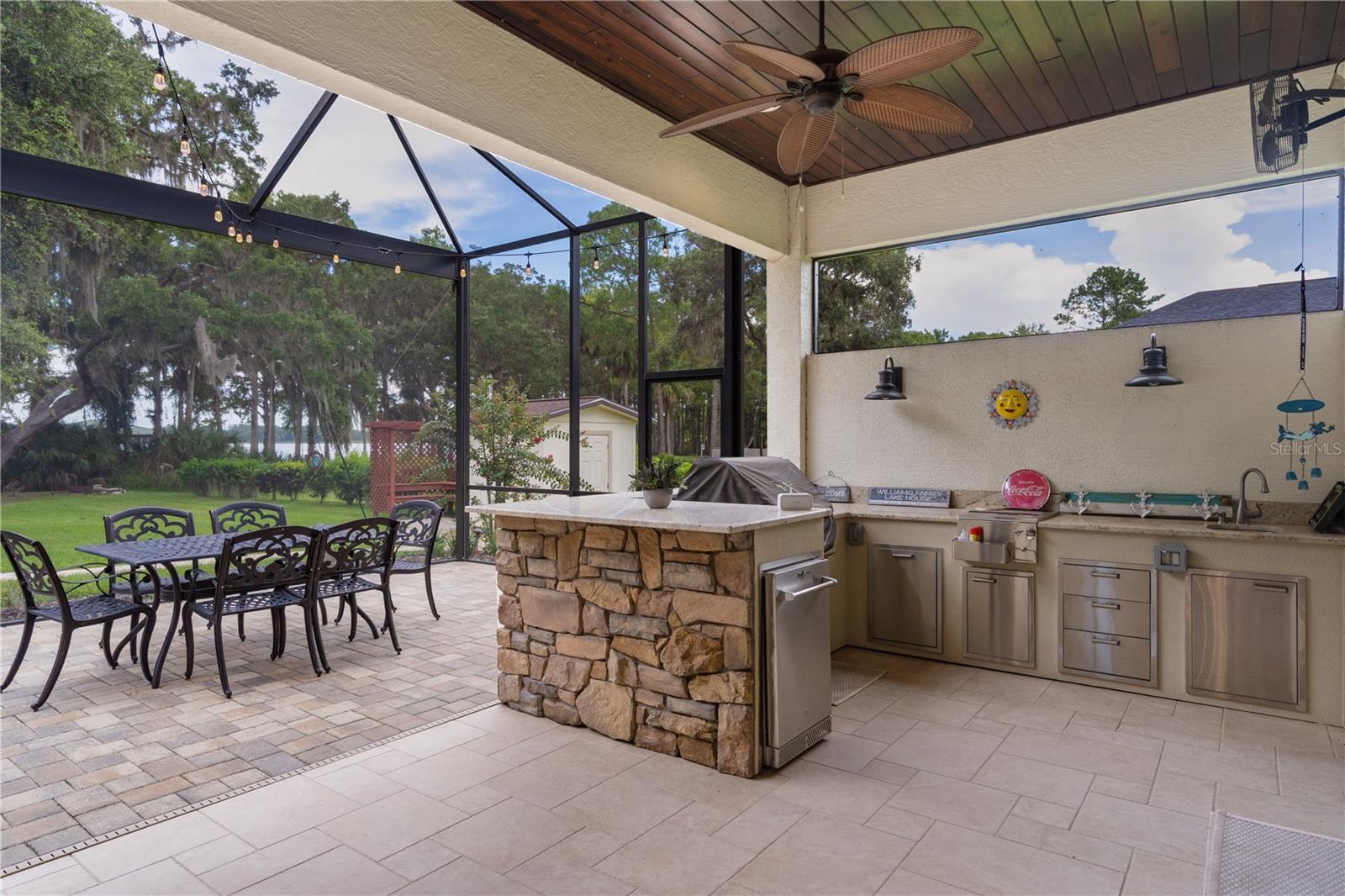 Listing photo id 16 for 10994 River Ranch Path