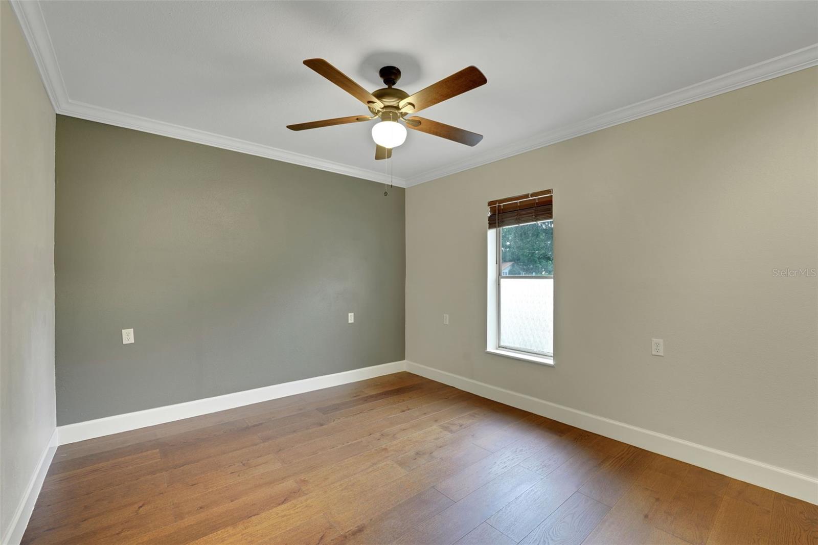 Image 15 of 22 For 330 Highland Street