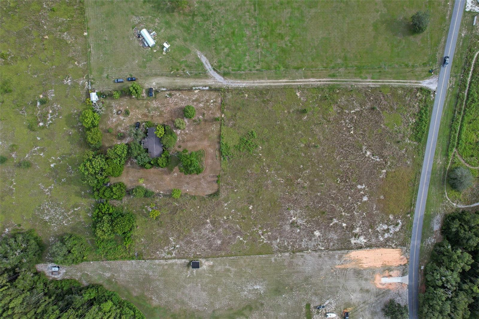 Image 21 of 25 For 2920 Periwinkle Drive