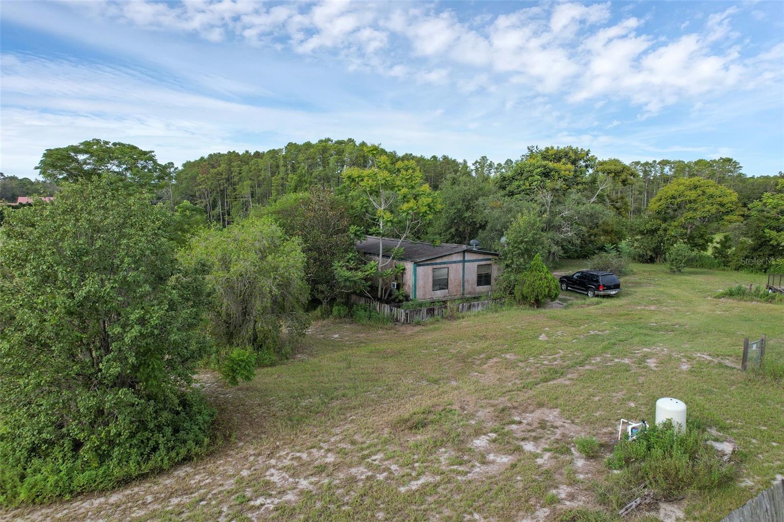 Image 3 of 25 For 2920 Periwinkle Drive