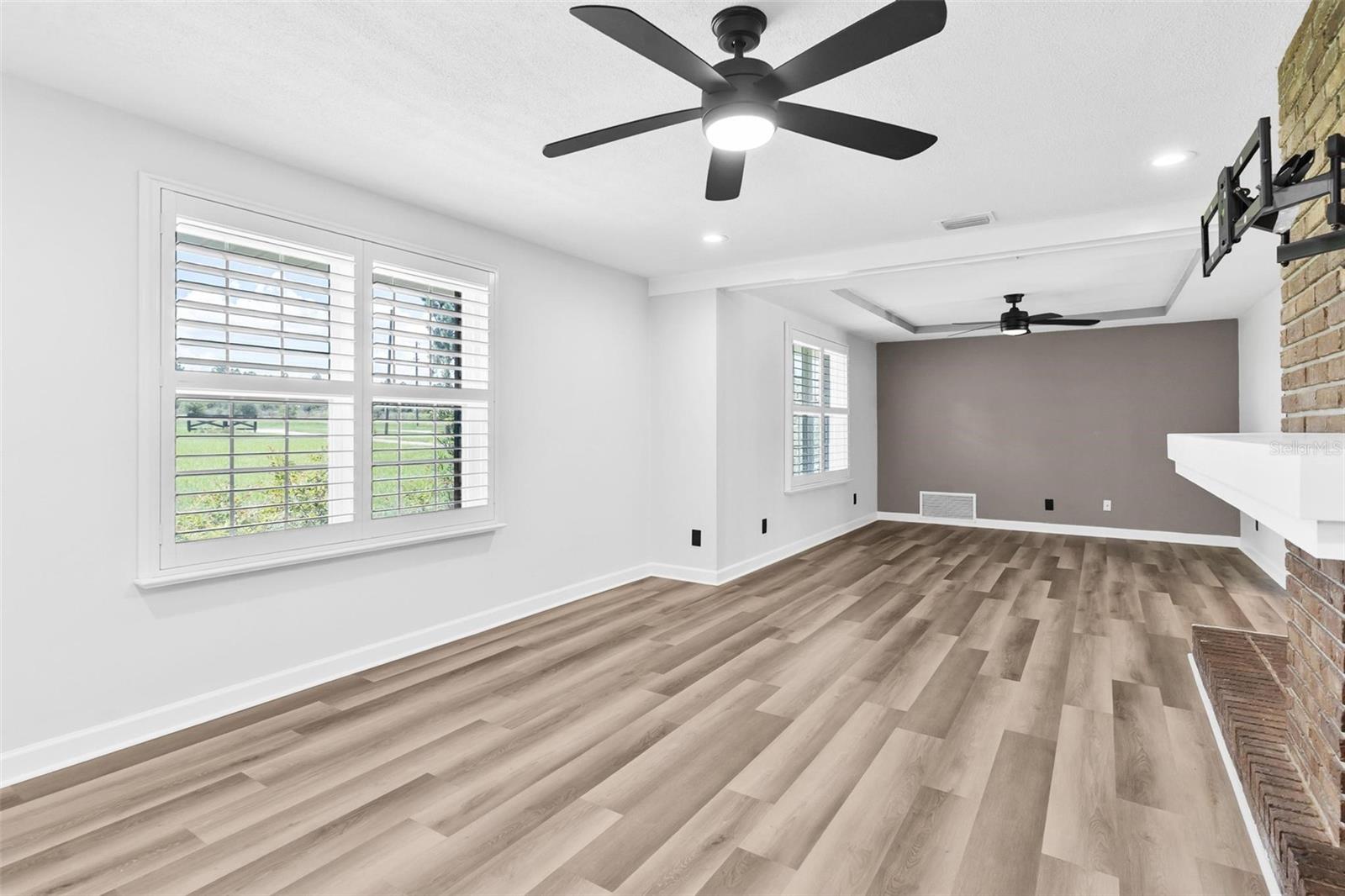 Image 10 of 56 For 15681 170th Avenue