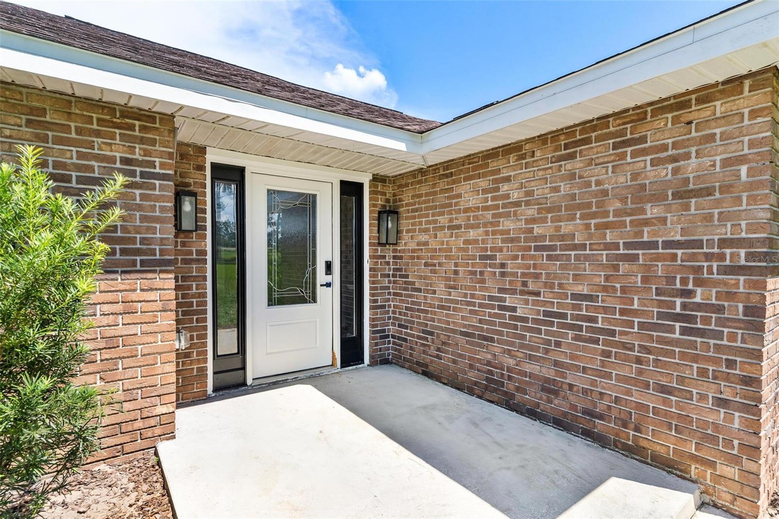 Image 6 of 56 For 15681 170th Avenue