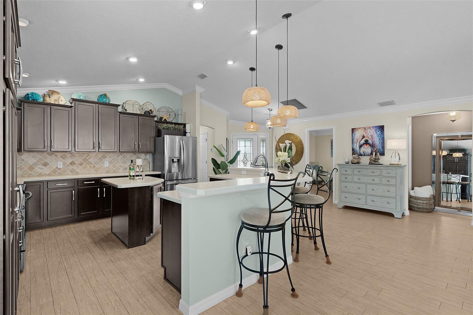 Image 15 of 49 For 635 D'angelo Lane