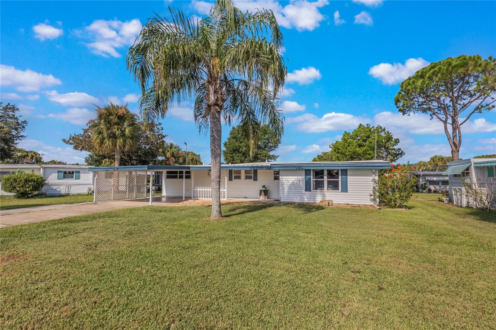 Details for 31643 Howard Street, TAVARES, FL 32778