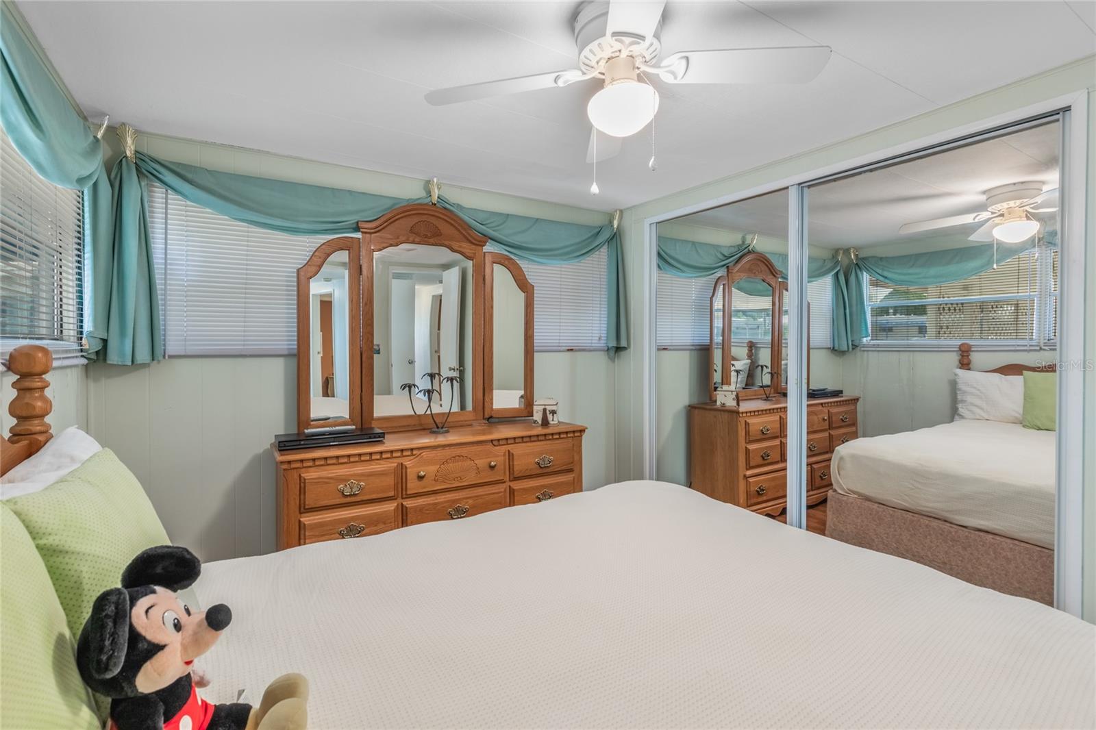 Image 12 of 25 For 31643 Howard Street